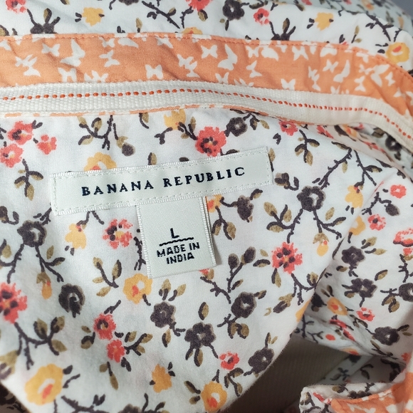 Banana Republic Large - Picture 3 of 9